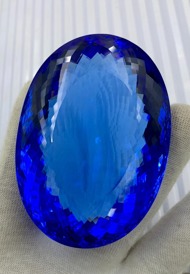 778 CRT Tanzanite Quartz Stone, AAA Quality Faceted Cut Stone, Oval Big Gemstone - Image 1 of 4