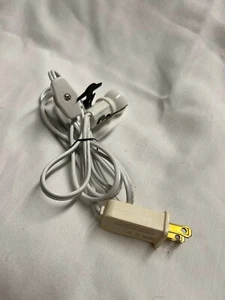 Lampadina singola con interruttore - Foto 1 di 2