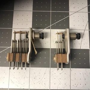 Two DIFFERENT SWITCHCRAFT SW Push-Button (LPW30R) - Picture 1 of 8