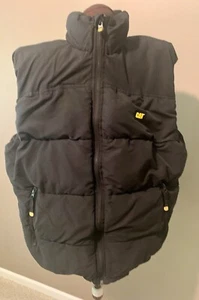 CAT Caterpillar Mens Puffer Vest XL Black Full Zip Pockets Quilted Workwear Coat - Picture 1 of 9