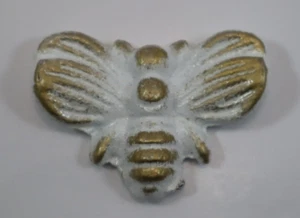 V2 White with gold Cast iron bumblebee bee figurine - Picture 1 of 8