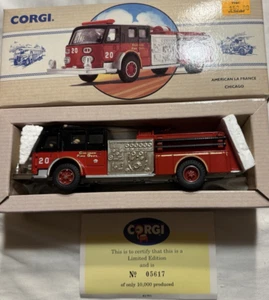 CORGI No. 97322 Chicago Fire Department Fire Engine BRAND NEW OB Edition #05617 - Picture 1 of 5