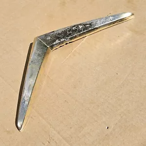 OEM 1950-1957 Cadillac Gold Plated Trunk V Badge Emblem - Foto 1 di 6