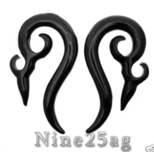 PAR EX-LARGO PAR 0g 8MM ACERO NEGRO PESAS TAPONES GARRAS PENDIENTES ESPIRALES - Imagen 1 de 1