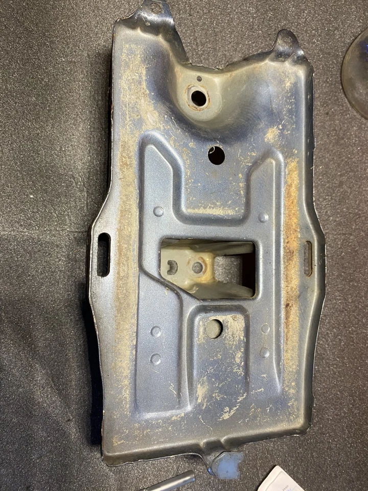 BANDEJA DE BATERIA, CONFIGURAÇÃO BASE, POR EXEMPLO, EK HONDA CIVIC 92 93 94 95 96 97 98 99 00 USADA PELO FABRICANTE - Imagem 1 de 2