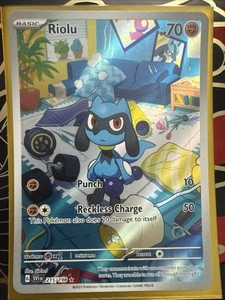 Riolu - 215/198 - Illustration Rare Scarlet & Violet Base Set Pokemon TCG - Picture 1 of 1