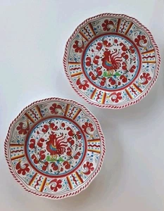 2 Platos de Cena Le Cadeaux Melamina 11" Patrón GALLO ROJO, Estilo Cerámica Italia - Imagen 1 de 18