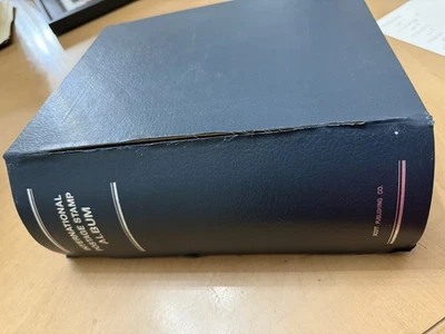 Álbum de estampillas postales internacionales Scott 2002 más años mixtos en la parte posterior Foto 1 de 4