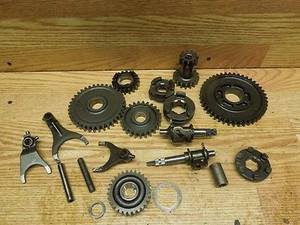 SUZUKI KING QUAD 300 4x4 OEM High / Low Gears #92B241 - Foto 1 di 3