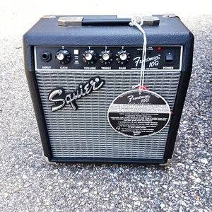 Genuine Fender® Squier Frontman Amplifier 10G Combo Small Amp With Tags! - Picture 1 of 7