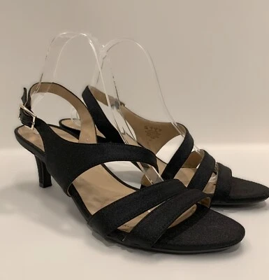 Sandalia para mujer Naturalizer Taimi negra de tacón medio talla 10M Foto 1 de 4