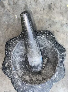 INDIAN HANDMADE STONE MORTAR & PESTLE 8” Dia X 5”H Weight 16 1bs - Picture 1 of 8