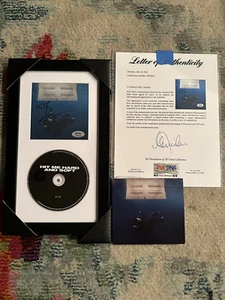 ✅SIGNIERT✅ Billie Eilish HIT ME HARD AND SOFT CD 6,5x12 in Vitrine ✅PSA COA✅ - Bild 1 von 1