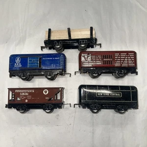 Marx Pre-War 5 Car Lot 4-Wheels Union B&O Pennsylvania NYC Lumber Load - Picture 1 of 12