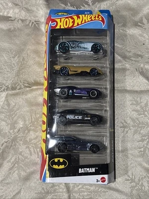 Hot Wheels 2025 Batman 5 Pack Mr. Batimóvil Freeze Gold - Pingüino púrpura Foto 1 de 2