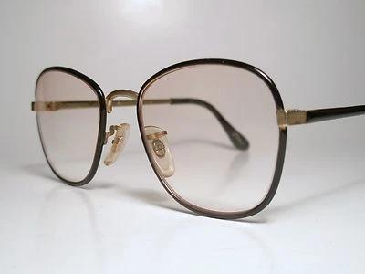 Nuevo de Lote Antiguo Marco de Metal para Sol/Anteojos TURA MOD = 50 Dorado/Negro 46-18 Pequeños Niños Foto 1 de 4