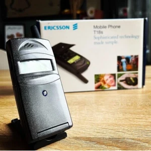 Ericsson T18s complete in box - Afbeelding 1 van 4