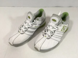 New Balance 8517 Damen-Sneaker mit Reißverschluss Größe 8,5 weiß mit grünem Besatz WX8517WG - Bild 1 von 6