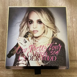 CARRIE UNDERWOOD 360 VIP BOX MERCH PILLOW NEW SEALED POSTCARDS GOLD DIARY BOOK - Imagen 1 de 11