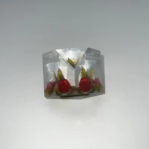 Red Rose MIDCENTURY VINTAGE LUCITE INSIDE CARVED PAPERWEIGHT 2" - Picture 1 of 9