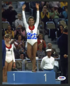 Foto firmada por Olga Korbut 8x10 campeona de gimnasia olímpica ORO PSA/ADN AUTOGRAFIADA - Imagen 1 de 1