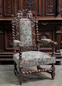 Antique French Renaissance Carved Oak Hunt Arm Chair - Picture 1 of 3