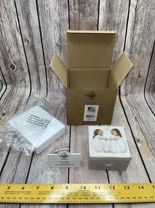 Willow Tree Friendship Keepsake Box Forever True Friends Susan Lordi 26602 - Picture 1 of 24