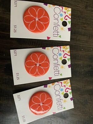 BIG Confetti FLOWER BUTTONS BLUMENTHAL Lansing VTG 60'S LOOK 1 3/8" Thailand - Image 1 of 4