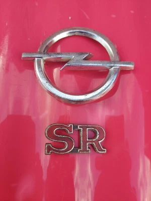 INSIGNIA OPEL MANTA SR (genuina) más insignia opel Foto 1 de 2