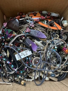 Lote de joyas artesanales misteriosas mixtas de 10 lb #244 - Imagen 1 de 4