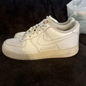 Nike Air Force 1 weiß Größe 10,5 ohne Einlegesohlen - Bild 1 von 6