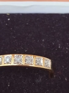 14K Gold Ring With 5 Diamonds - Picture 1 of 6