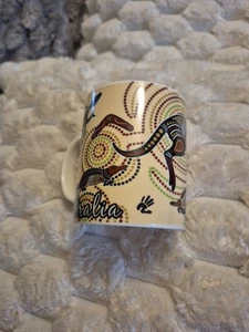 NEW AUSTRALIA Kangaroo Sydney Bondi GOLD COAST BRISBANE CAIRNS Coffee Cup Mug - Picture 1 of 3