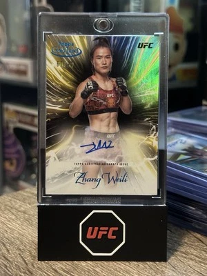 2024 Topps Gold Label Zhang Weili Auto /99 - Image 1 of 2