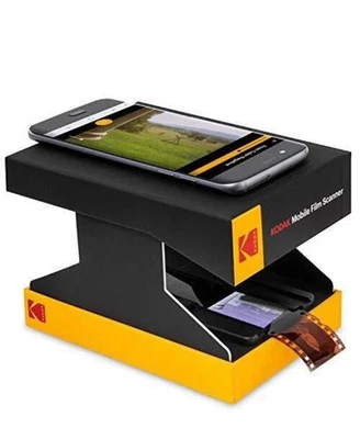 Escáner de película móvil KODAK - Divertido escáner de novedad le permite escanear, jugar con películas antiguas Foto 1 de 4