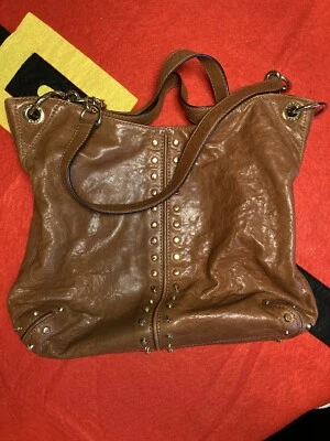 Bolso de hombro Michael Kors Uptown Astor de cuero de cordero, bolso de mano en equipaje precio de venta sugerido por el fabricante 448 USD Foto 1 de 4