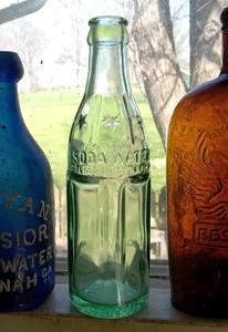 WINTER HAVEN,FL SQUARE COKE BOTTLE GREEN SODA WATER COCA COLA CO EMB STARS 1920s - Picture 1 of 10