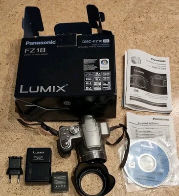 Panasonic LUMIX DMC-FZ18 8,1 MP Digitalkamera - Silber mit Zubehör, Akku Defekt  - Bild 1 von 4