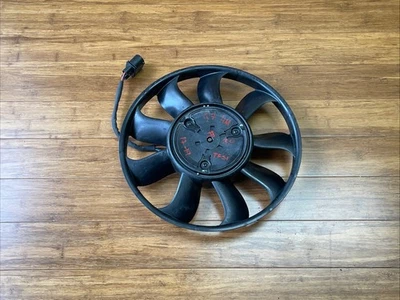 Audi Q7 2017-2025 motor 4M radiador derecho ventilador pala motor OEM Foto 1 de 4