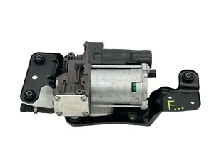 2007 - 2013 BMW E70 X5 AIR SUSPENSION COMPRESSOR PUMP W/ BRACKET 6789938 OEM - Picture 1 of 11