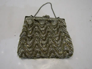 F-8 VINTAGE  METAL FRAME WOMENS MESH PURSE HAND BAG - Picture 1 of 3