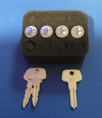 New Yakima SKS lock cores - set of four - with keys - Image 1 of 4