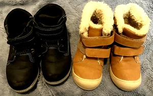 KONVOLUT - Größe 10 Kleinkind Stiefel - Wonder Nation Black + Cat & Jack Brown Fuzzy - Bild 1 von 12