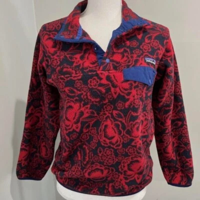 Pullover polar a presión Patagonia Synchilla para mujer rojo y azul flor de loto talla S Foto 1 de 4