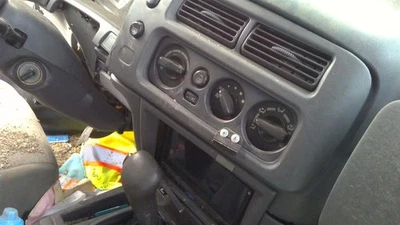 Temperature Control Front US Fits 00-04 MONTERO SPORT 31525321 - Изображение 1 из 3