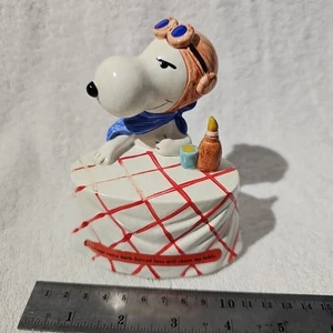 Vintage 1972 Snoopy Dark-haired Lass Table Figurine Statue Peanuts - Picture 1 of 5