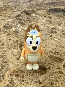 Bluey Chilli Mum in Tiara Ballet Figure 2.5” Moose Toys Story Starter Loose - Picture 1 of 9