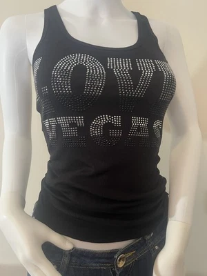 Camiseta sin mangas acanalada con encaje trasero talla S "Love Vegas" adornada negra y plateada de colección para mujer Foto 1 de 4