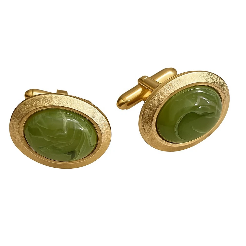 Gemelos de vidrio jade verde tono dorado cabujón ovalado mediados de siglo modernos MCM de colección Foto 1 de 4