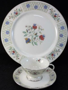 Gorham China BEAU JARDIN Dinner Plate + Cup and Saucer Set A+ CONDITION - Picture 1 of 6
